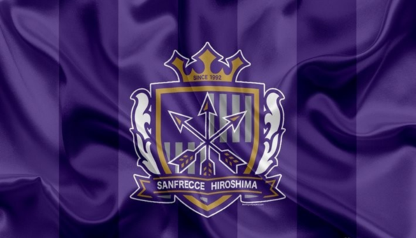 サンフレッチェ広島：ピッチ上の紫の伝説 - J League Shop
